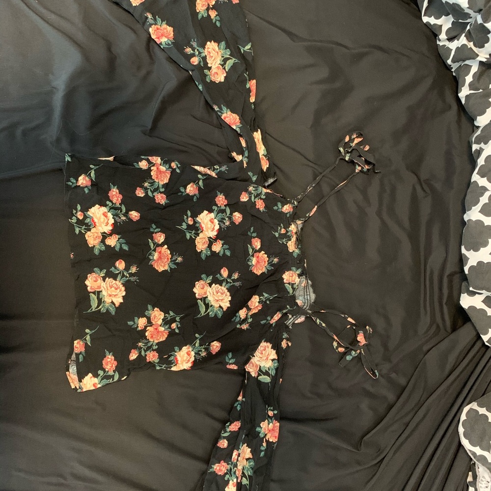 American Eagle Floral Top